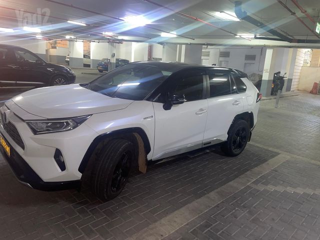 מודעת רכב טויוטה RAV4