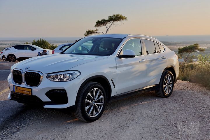 ב מ וו X4