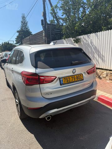 X1 Business 18i אוט׳ 1.5 (136 כ״ס)