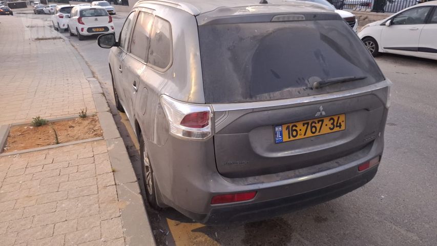 מיצובישי אאוטלנדר