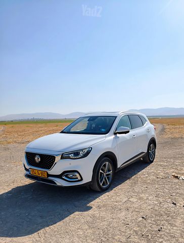 מודעת רכב אם ג'י EHS PHEV