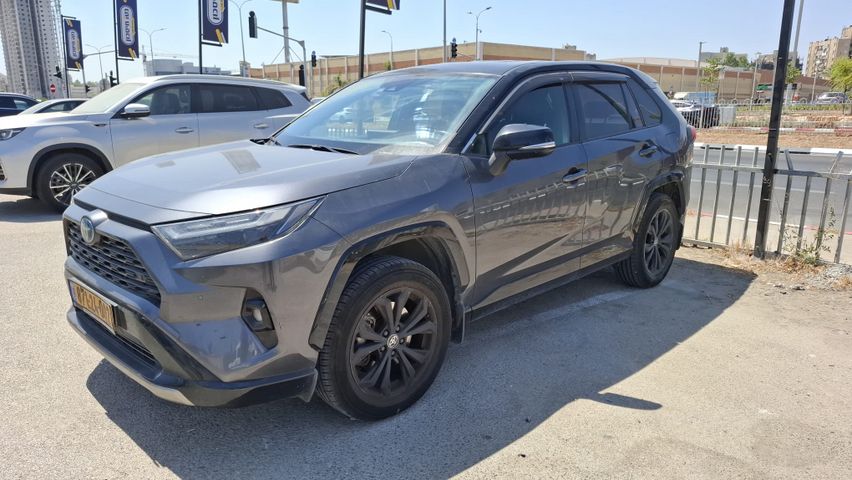 מודעת רכב טויוטה RAV4