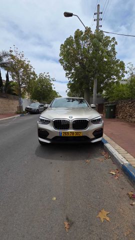 ב מ וו X4