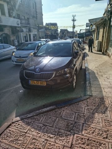 מודעת רכב סקודה קארוק