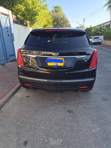 קאדילק XT5