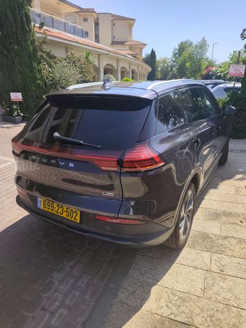 איוויס U5