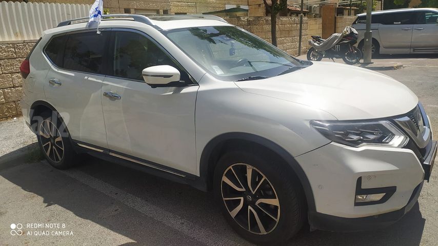ניסאן אקס טרייל