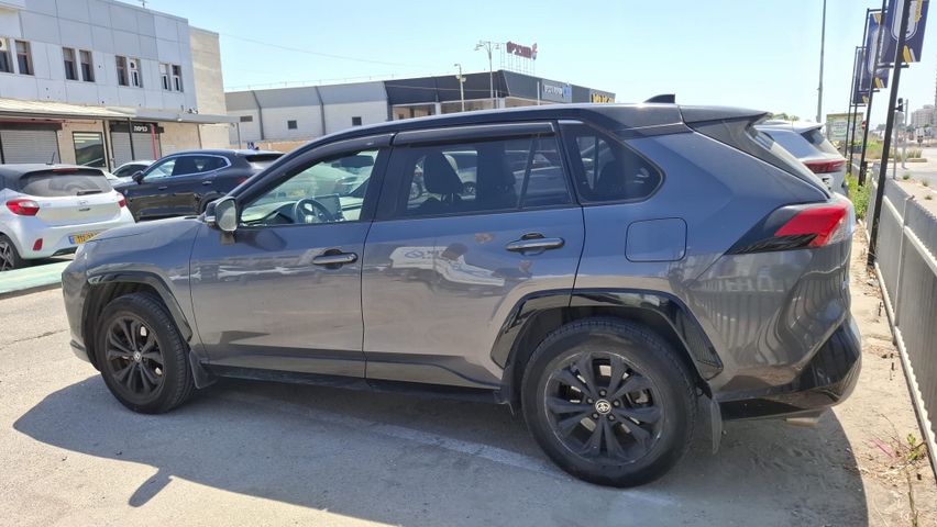 טויוטה RAV4