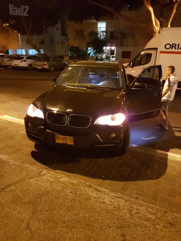 ב מ וו X5