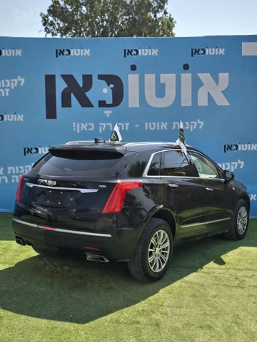 קאדילק XT5