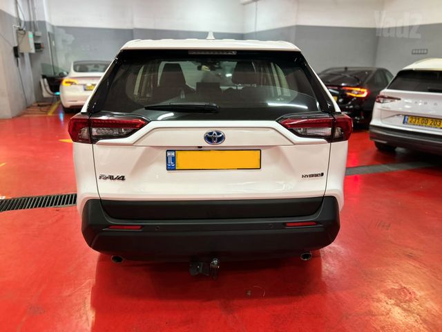 טויוטה RAV4