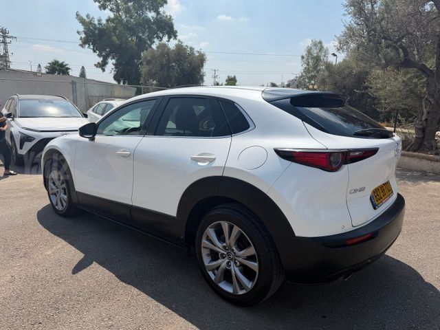 מאזדה CX-30