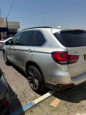 ב מ וו X5
