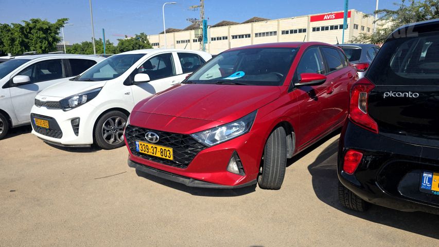 מודעת רכב יונדאי i20