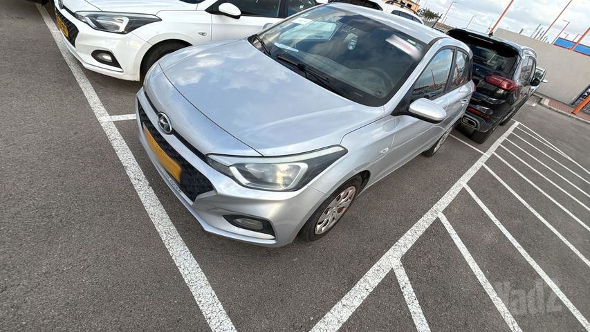 מודעת רכב יונדאי i20