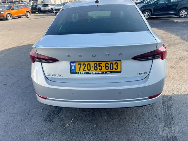 סקודה אוקטביה