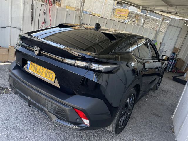 פיג'ו 408