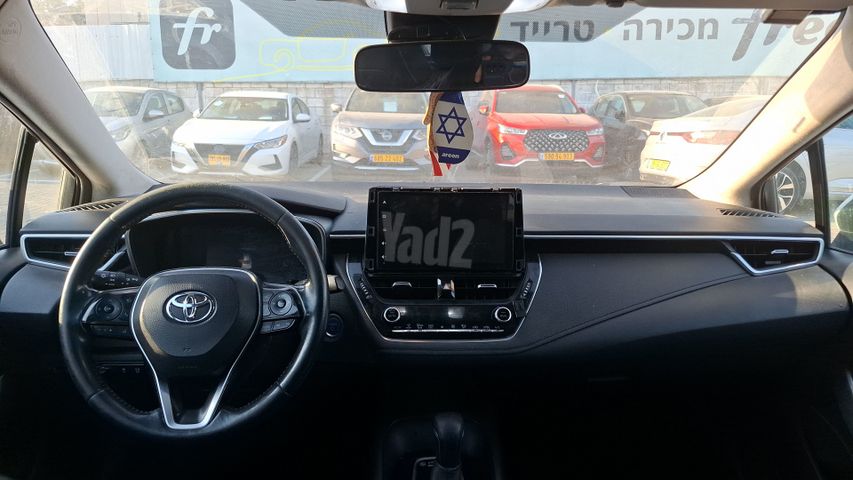 טויוטה קורולה