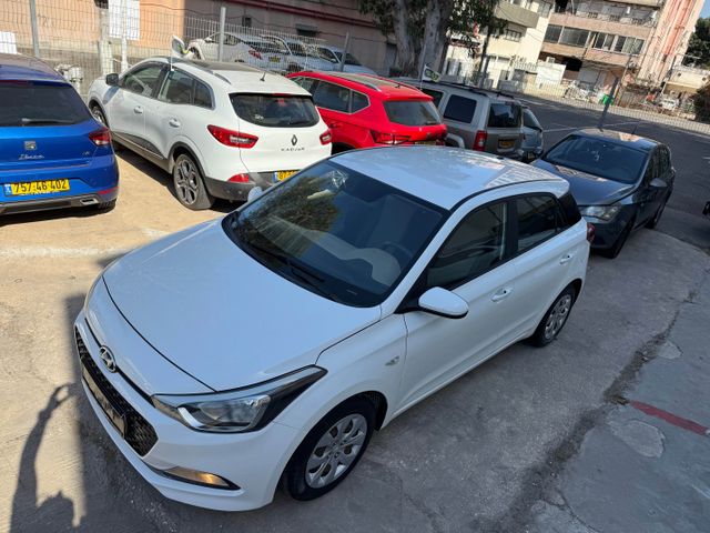 יונדאי i20