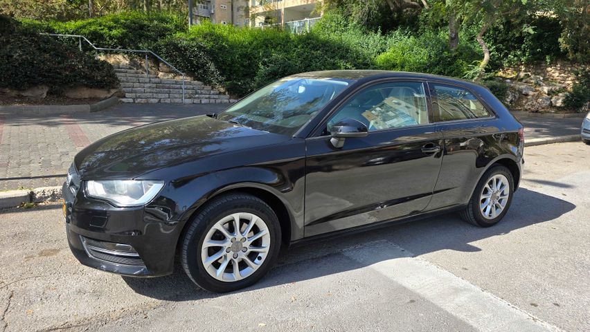 מודעת רכב אאודי A3