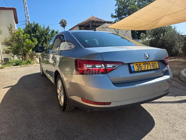 סקודה סופרב
