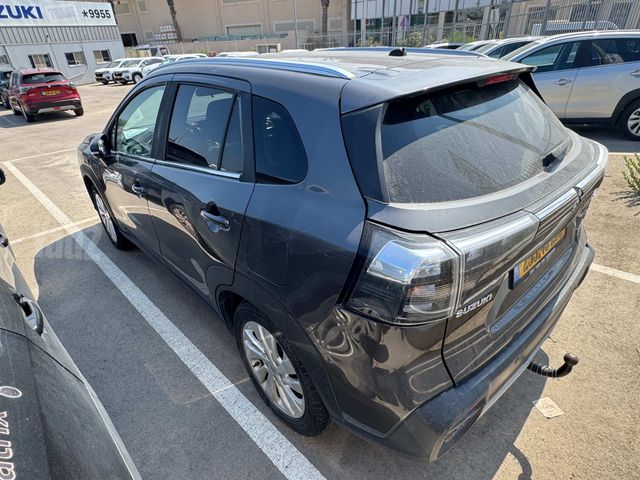 סוזוקי S-Cross