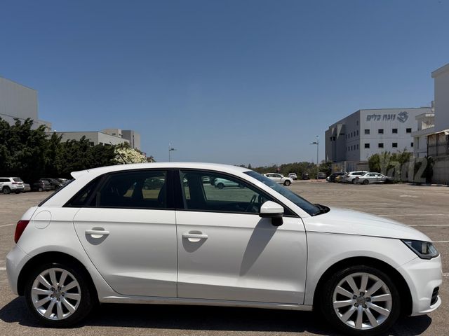 אאודי A1