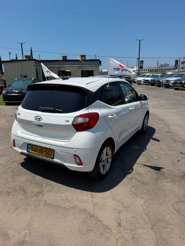 יונדאי i10