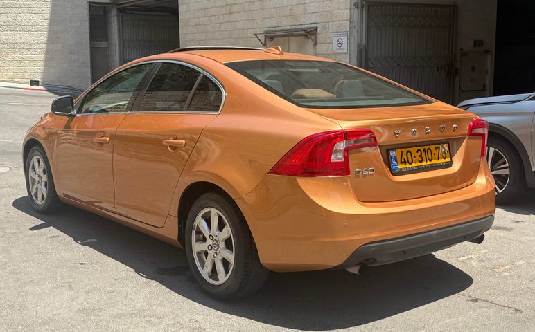 וולוו S60