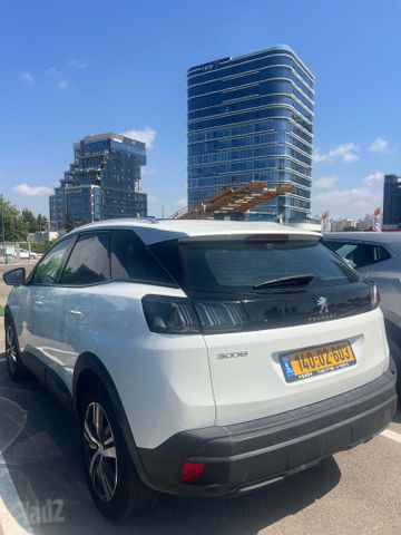 פיג'ו 3008