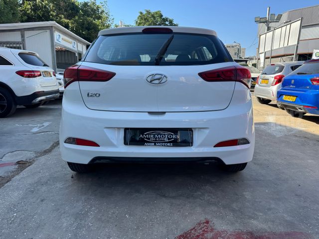 יונדאי i20