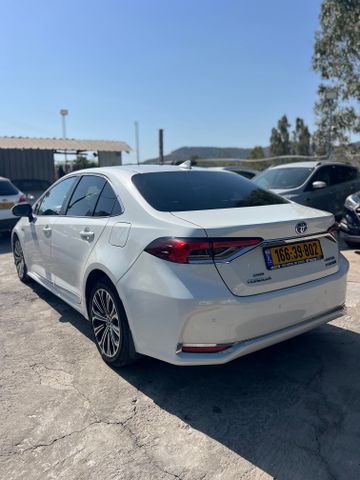 טויוטה קורולה