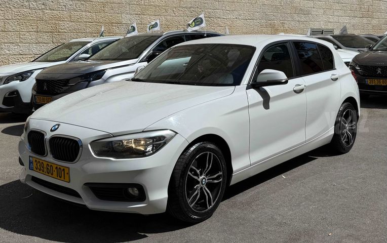 מודעת רכב ב מ וו סדרה 1