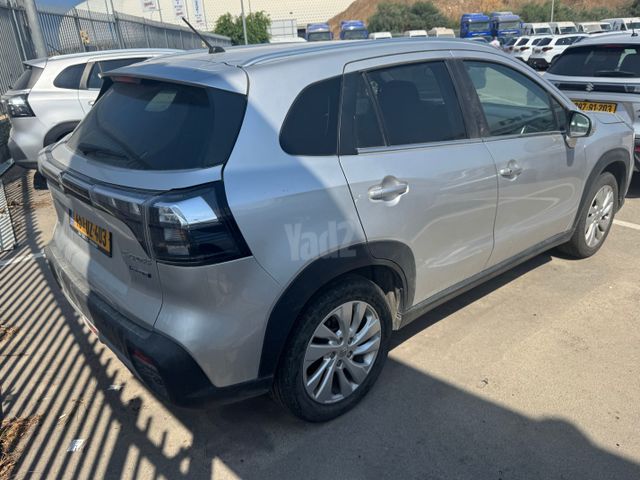 סוזוקי S-Cross