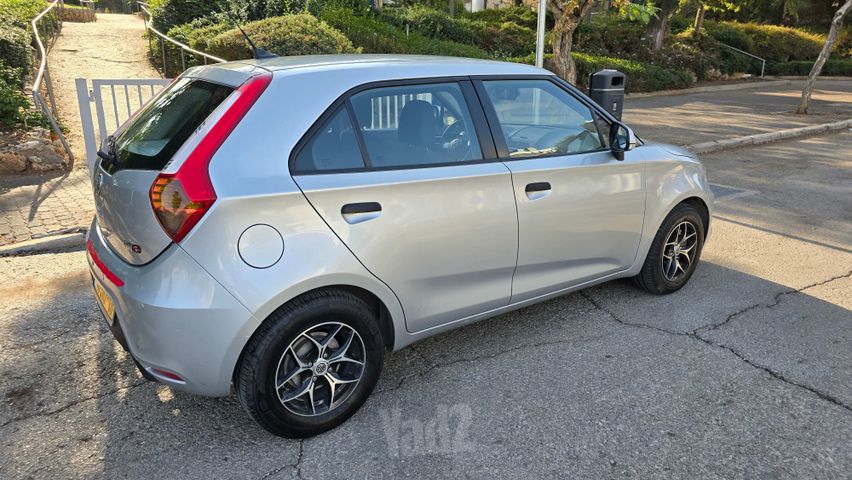 אם ג'י MG3