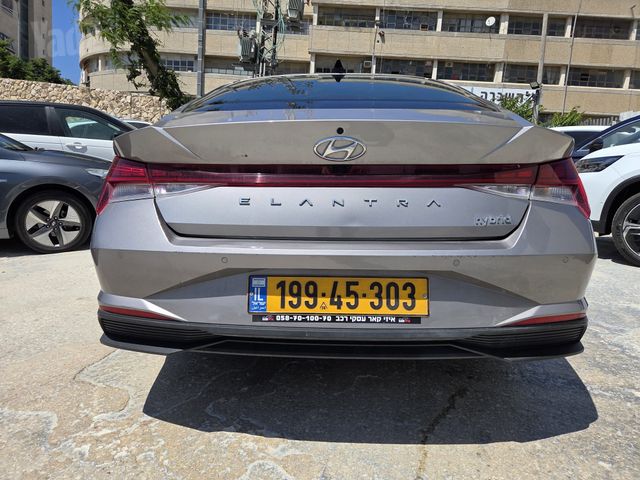 יונדאי אלנטרה