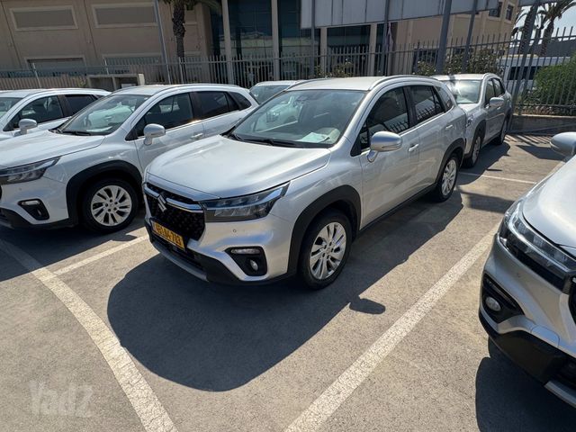 סוזוקי S-Cross