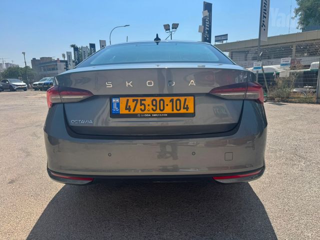 סקודה אוקטביה