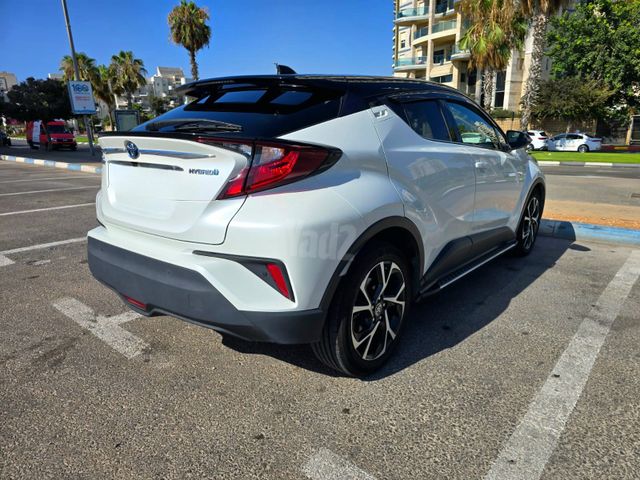 טויוטה C-HR