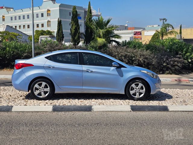 יונדאי I35
