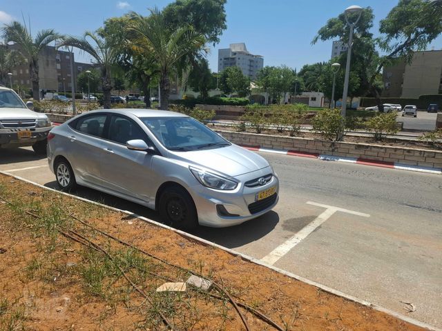 יונדאי אקסנט i25