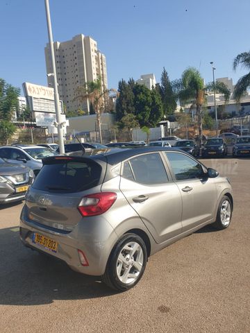 יונדאי i10