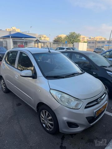 יונדאי i10