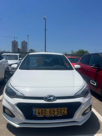מודעת רכב יונדאי i20