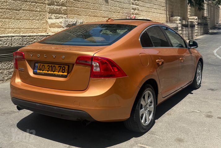 וולוו S60