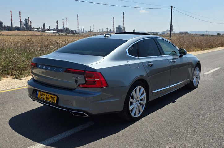 מודעת רכב וולוו S90 1