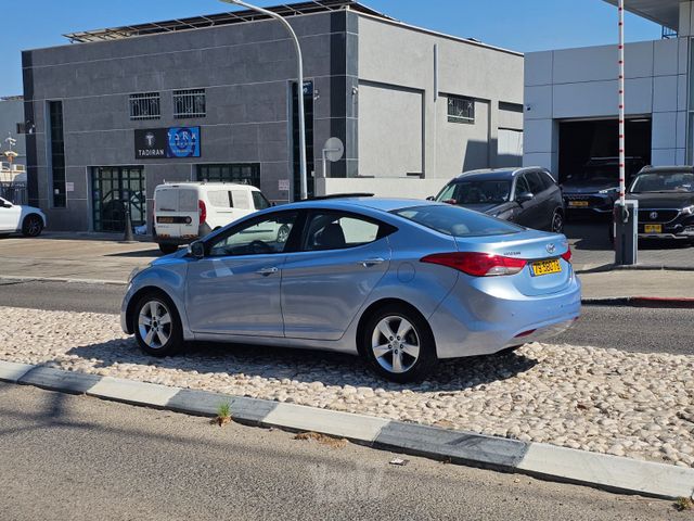 יונדאי I35