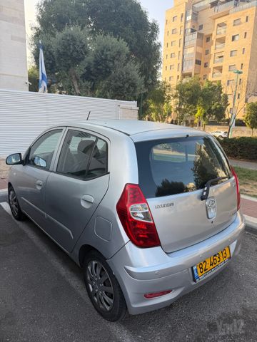 יונדאי i10