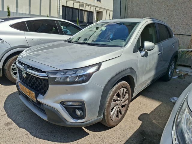 מודעת רכב סוזוקי S-Cross 1