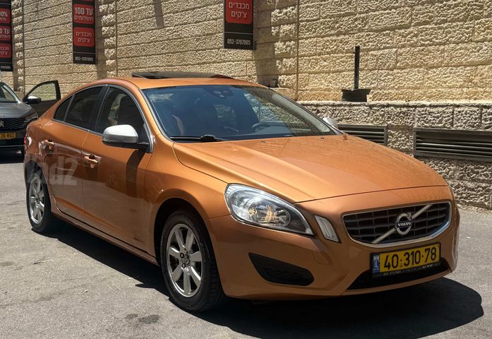וולוו S60